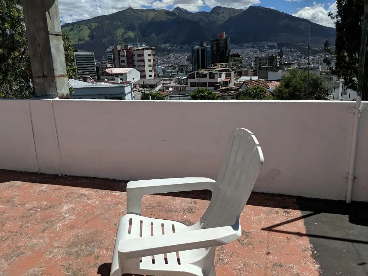 ** Pensión Hotel Play House Quito Ecuador